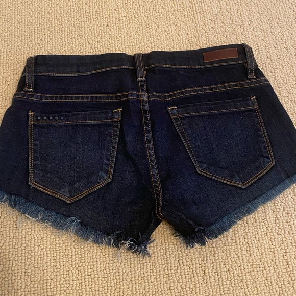 BLANK NYC size 25 blue jean shorts - Picture 5 of 6
